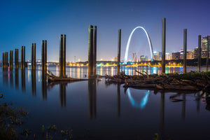 St Louis Arch from the Illinois River