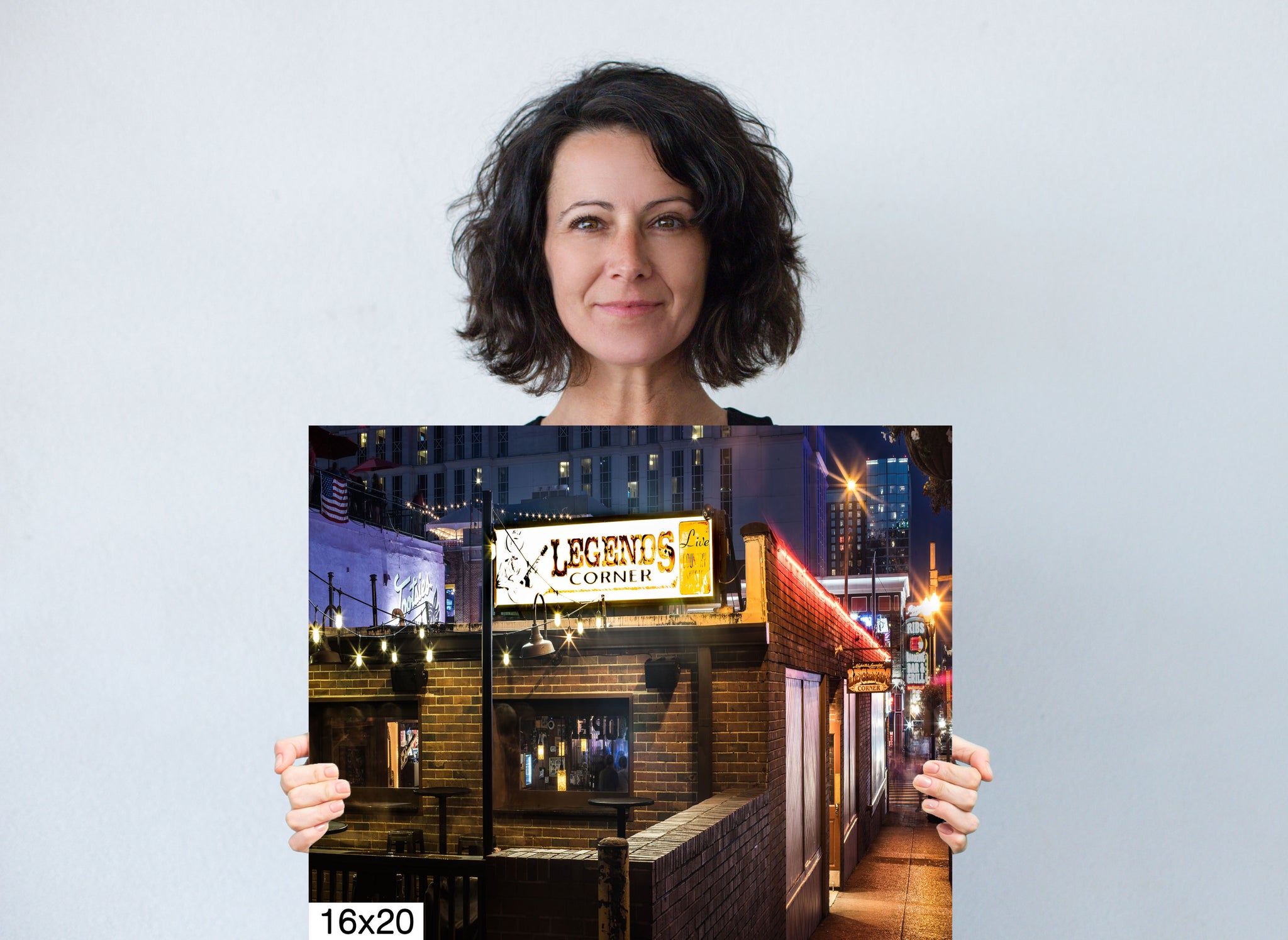 Legends Bar